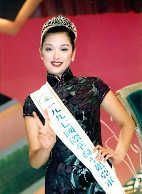 港姐冠军李珊珊:演过小棠菜唐心,分享惊恐症治疗经历鼓励大众