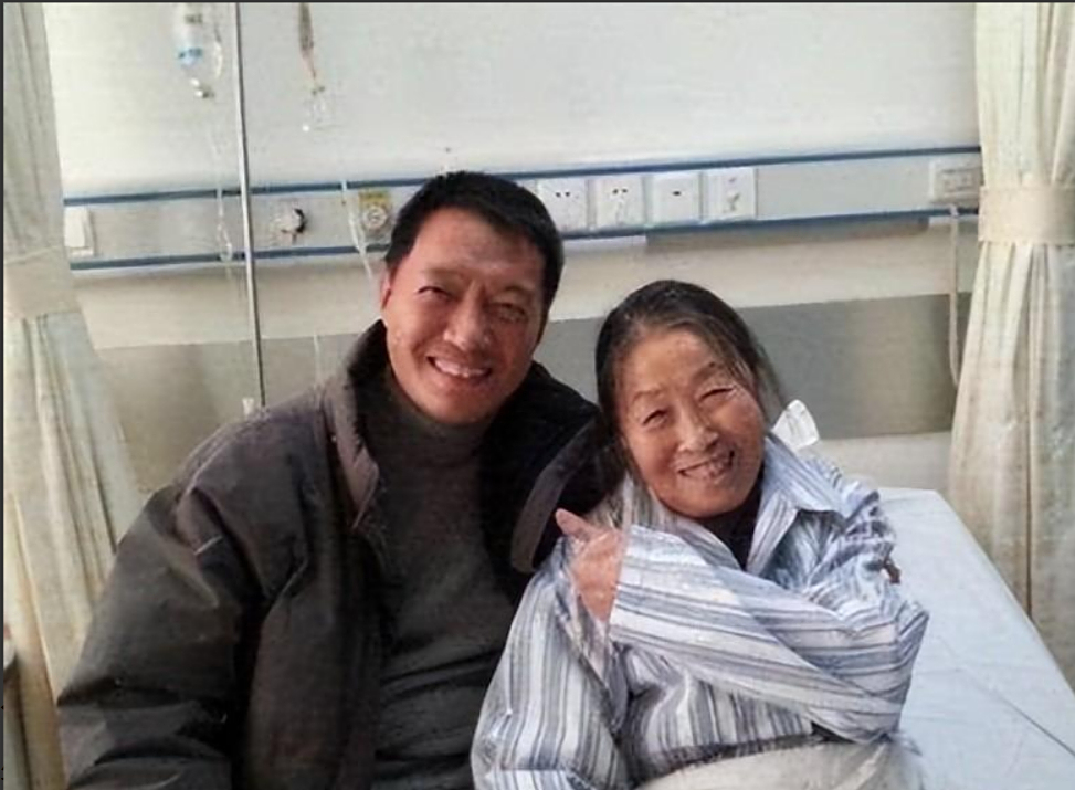 临终前不将遗产留给儿子,却托付给了胡歌?张少华为何这样做?