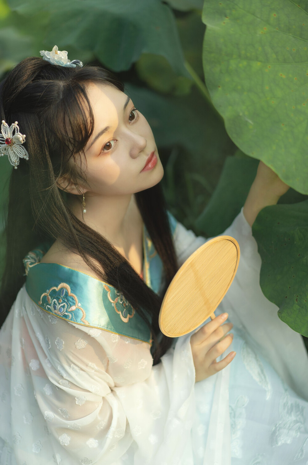 爆笑种田文:《穿越农家锦鲤小福女》女主锦鲤体质,超嗨小福星!
