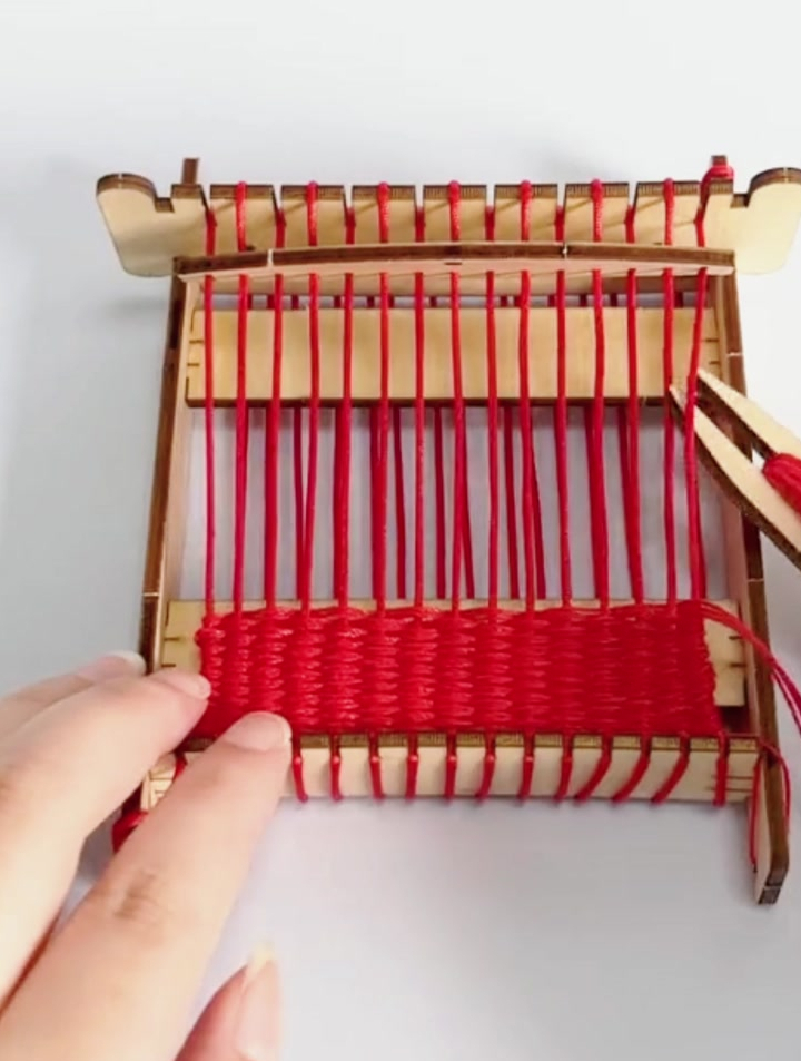 迷你织布机,我可以玩一整天-度小视