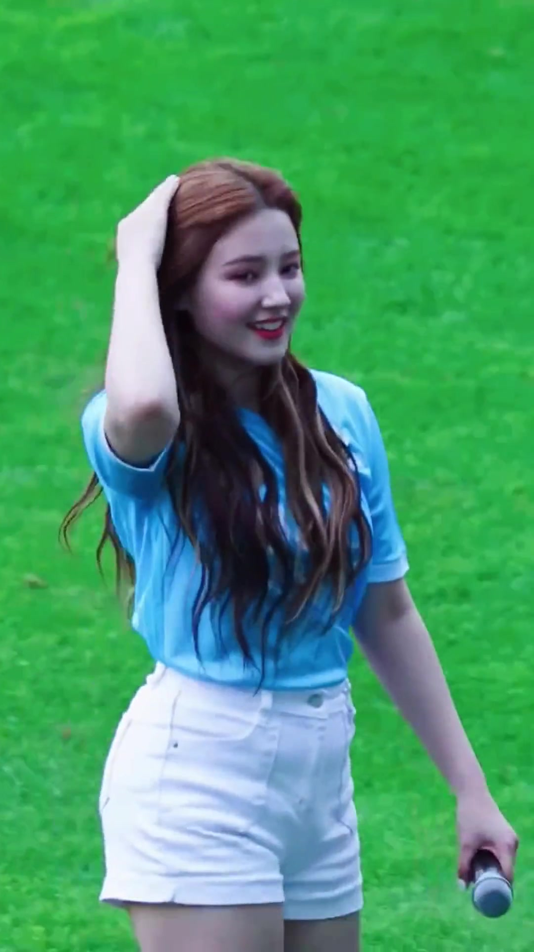 李承利治愈系笑容,这谁顶得住啊