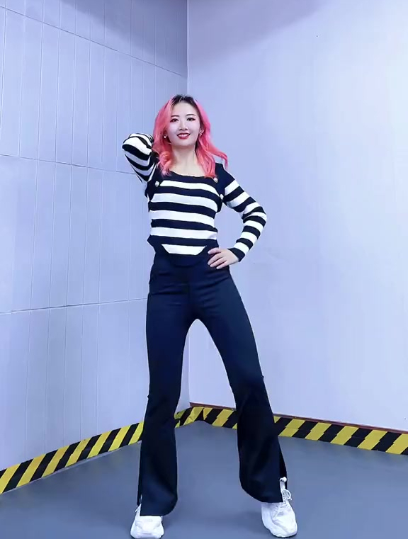 复古年代摇你们听这首歌是什么时候一起摇起来吧