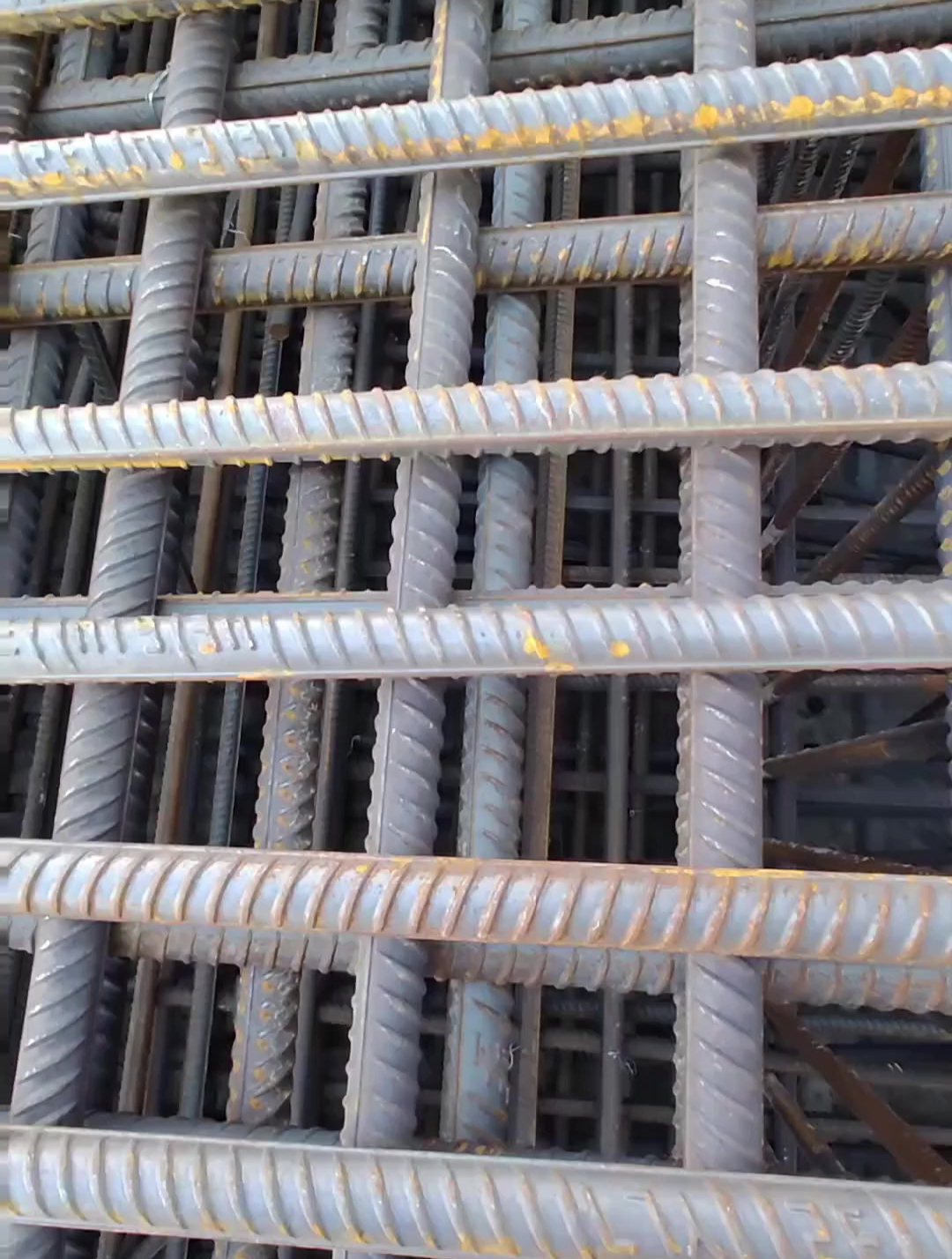 这么粗的钢筋,这个密集度,这质量杠杠的真是没话说