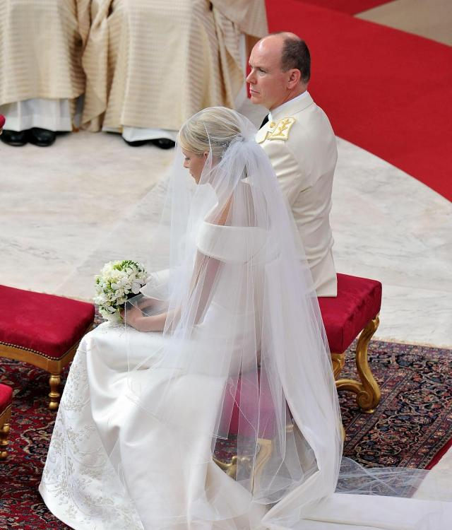 夏琳王妃婚礼哭图片
