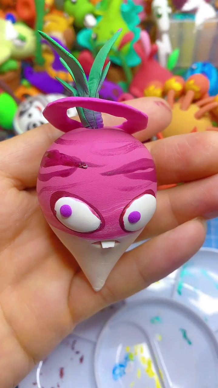 超轻粘土教程,捏植物大战僵尸瓷砖萝卜