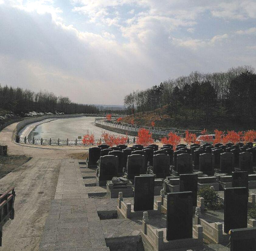 阿城金都山陵园墓地价格及周边环境?