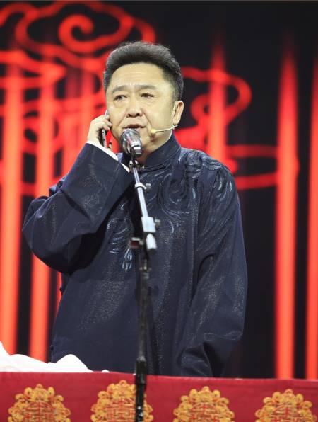 于谦现挂捧哏经典名场面,相声皇后不是白叫,现挂郭德纲接不住5-度小视