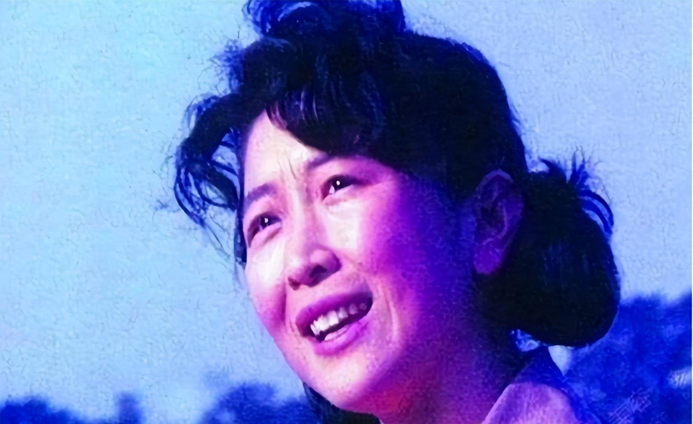 33年前,唐国强妻子孙涛家中自杀,留下的女儿至今宽容父亲了吗