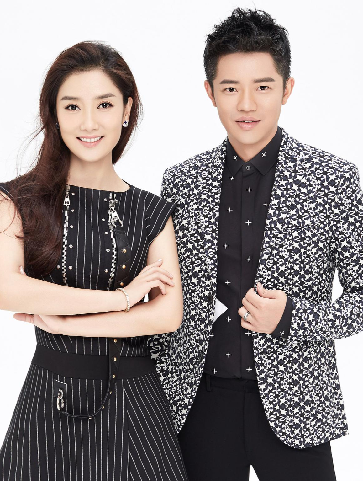 曾毅调侃玲花名字,改口三次秋放过,满满的求生欲啊!