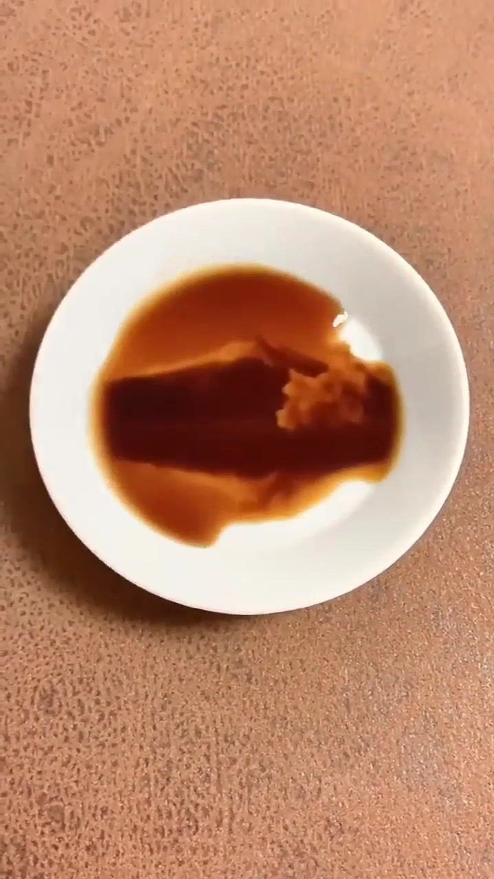 一碟醋倒进去,几秒后的一幕,简直太漂亮了!-度小视