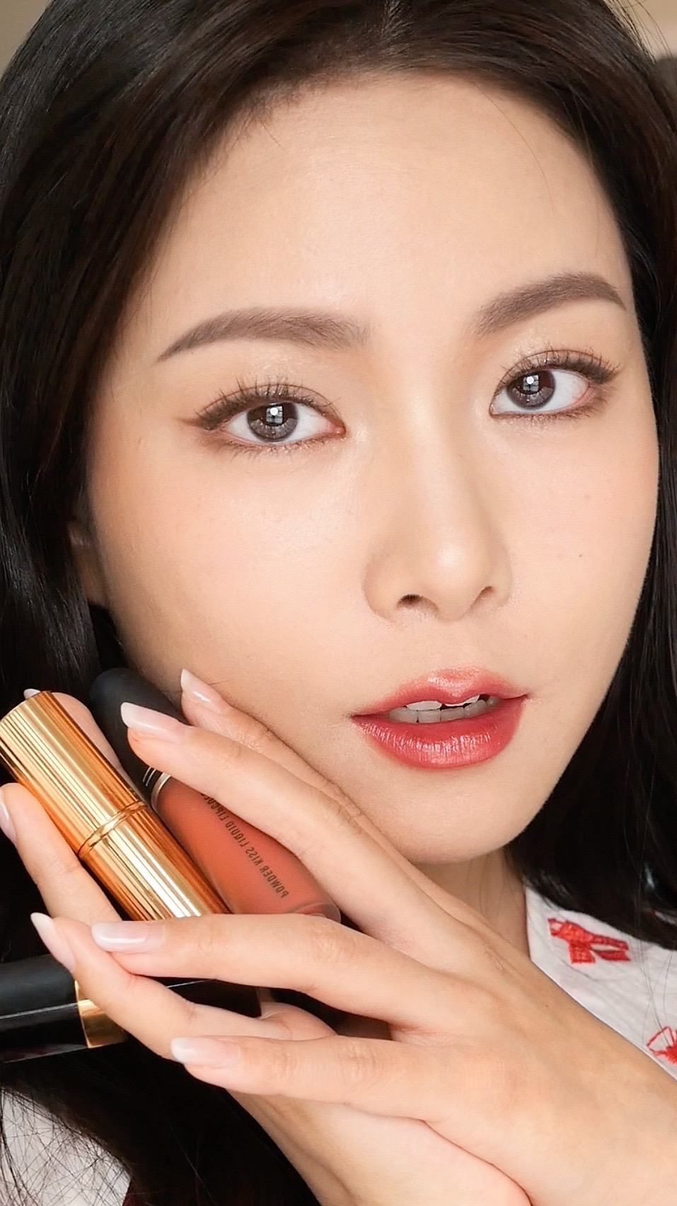 夏天氛围感美女专用大牌口红唇釉没有错我就是那个春夏氛围感美女