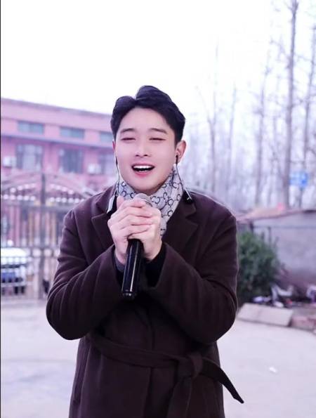 农村歌手家人们你们知道这首歌多少年了吗?-度小视