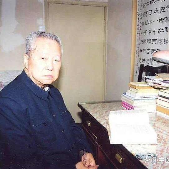 中医是如何治疗高血压的,经方大师刘渡舟的,一张名方化解高血压