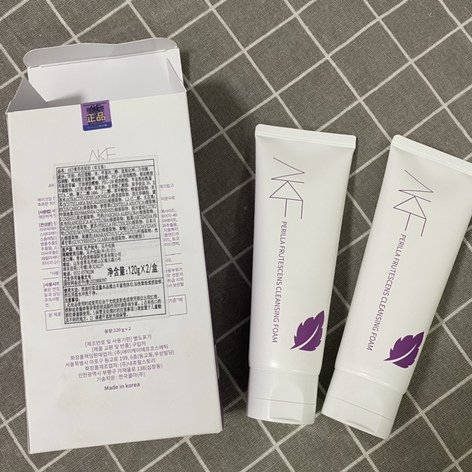 akf紫苏洗面奶怎么样