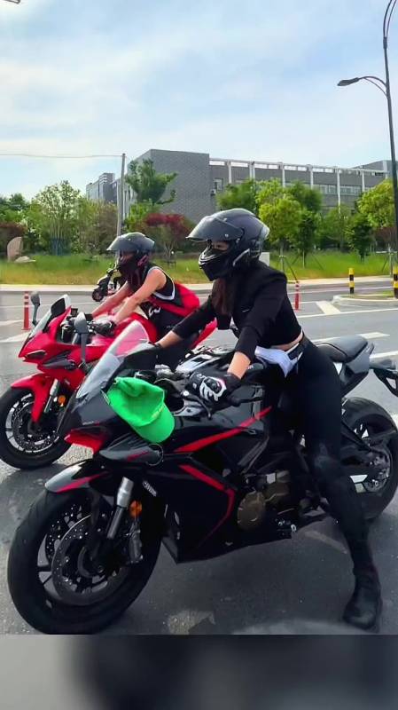 让人羡慕的美女骑士这散发的自信绝了找个女骑当女朋友吧