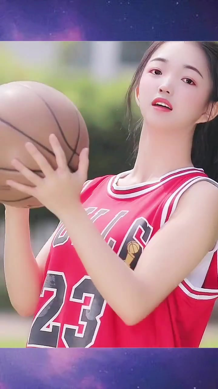 点三下屏幕打篮球的女生 篮球女孩 美女