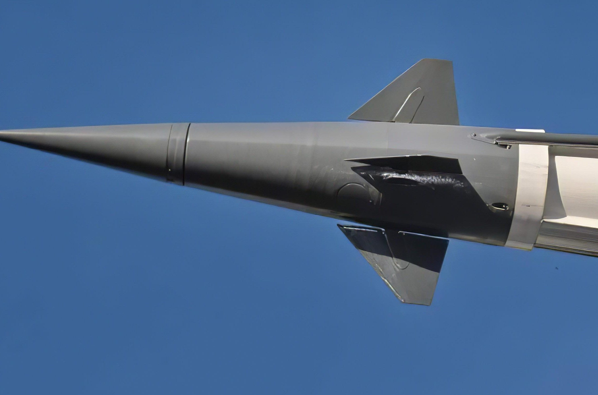 俄列装"锆石"导弹,8倍音速射程1000公里,能否划开"宙斯盾"