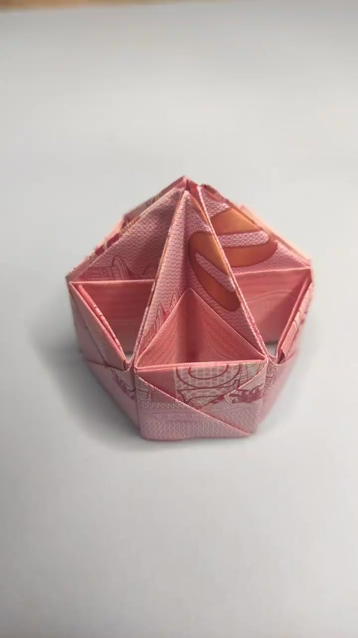 迷你分类储物盒用六张正方形纸做的折纸教程