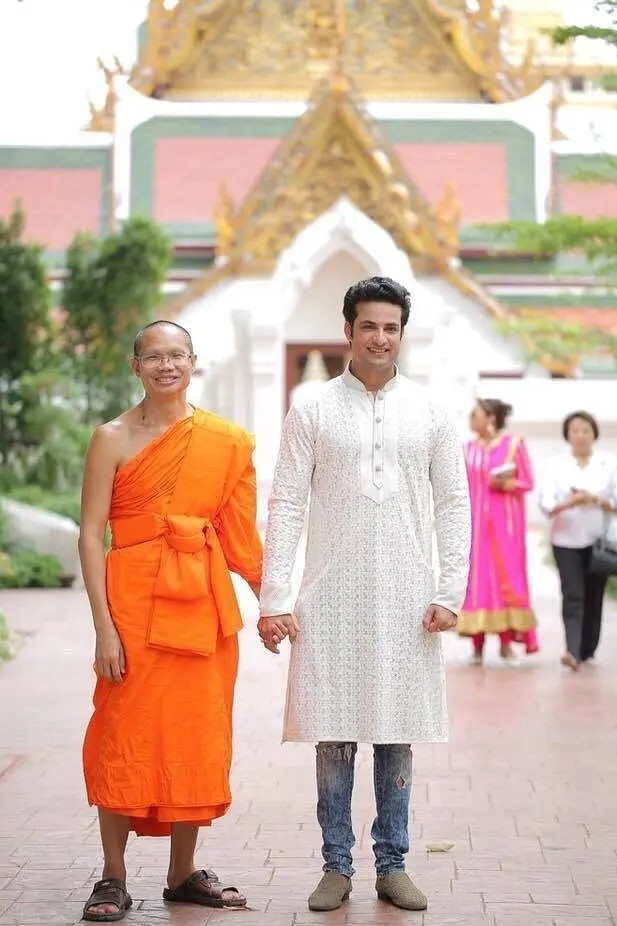 《佛陀》扮演者,魅力王子悉达多到觉者佛陀之路