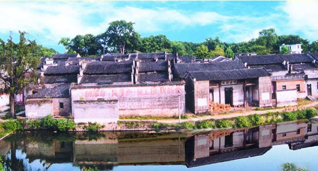 江西哪裡適合旅遊,古村落讓人忘卻煩惱,遊覽八里湖公園