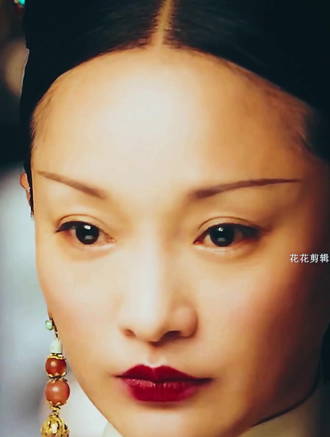 "翊坤宫娘娘对您倒是真心,还不是为你断了发,被你禁了足"-度小视