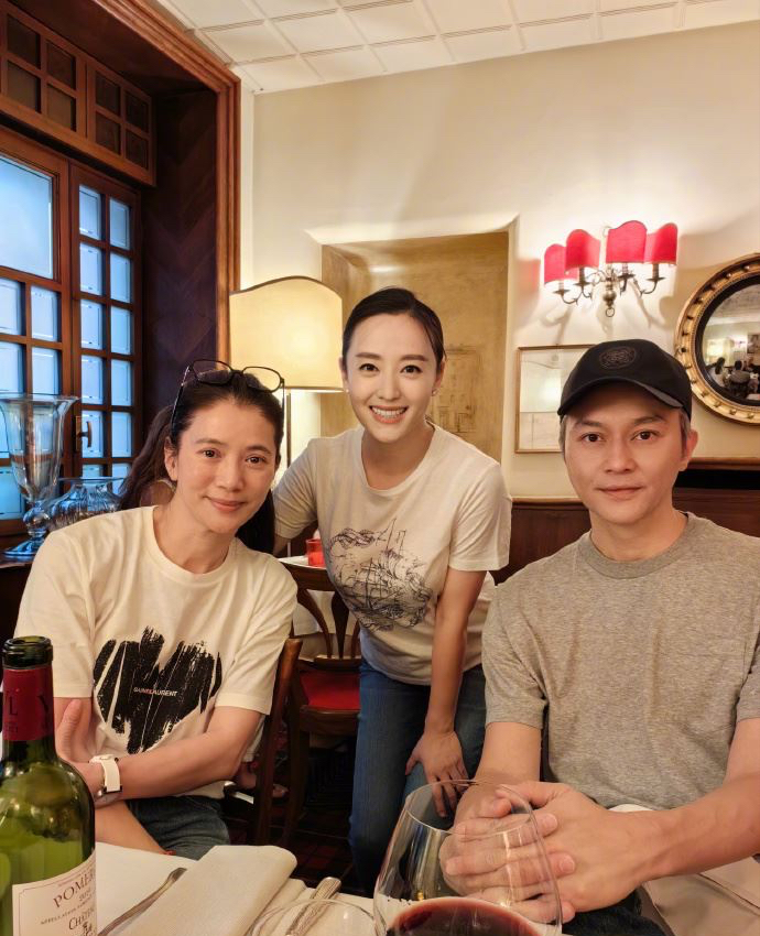 袁咏仪二胎梦碎,儿子心碎痛哭!张智霖合照惊呆网友!