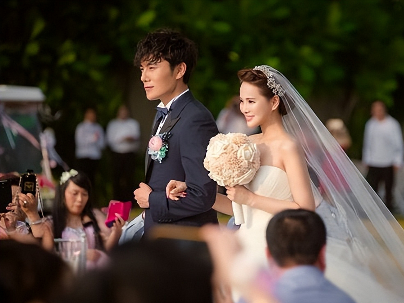 说起伊能静和苏芒,可能很多人不清楚两人之间的关系,她们在很多年前就