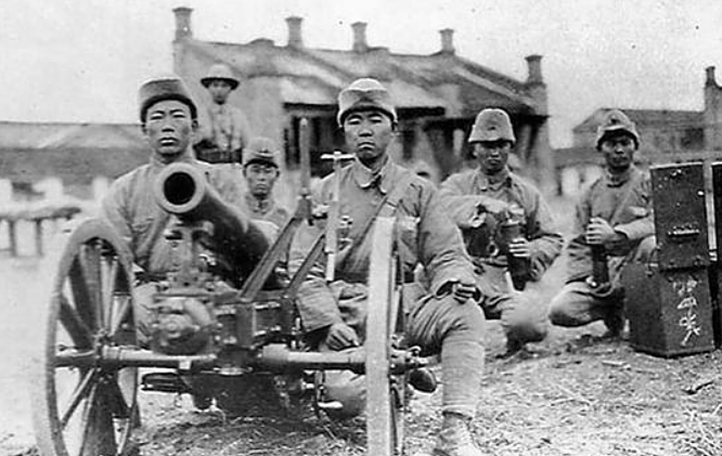 百灵庙大捷:傅作义速战速决,日机关长狼狈逃走,民众:前途无量