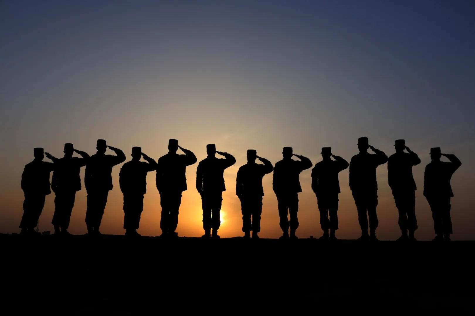 军人生活故事:壁纸来了!这些画面请收藏