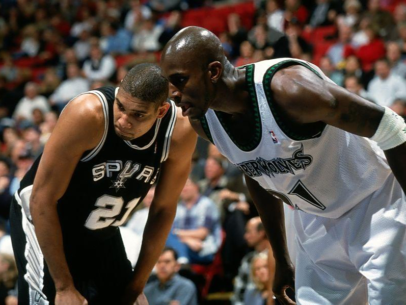 同为21号,司职大前锋!二人数据大对比,谁才是世上最强21号