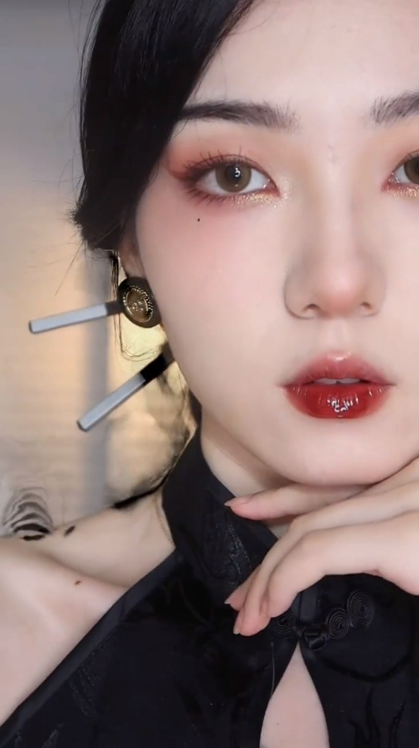 轻国风赤狐妆美艳贵气的红棕狐狸眼教程