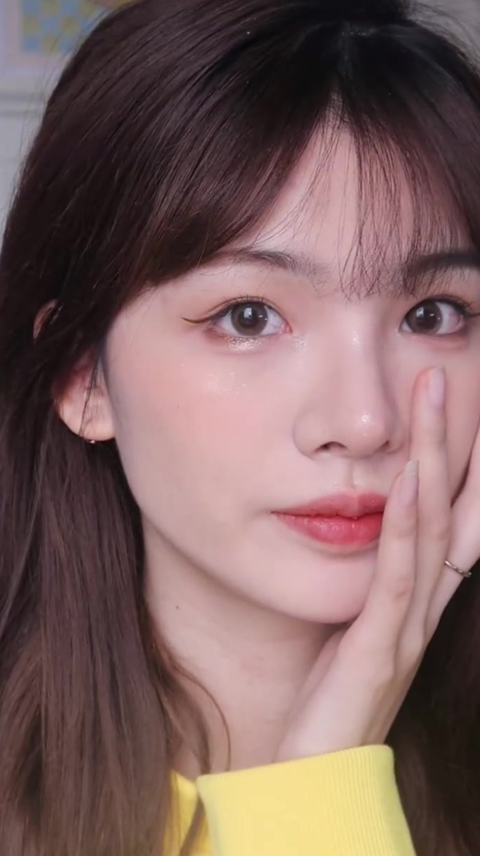 元气少女必备妆容元气满满