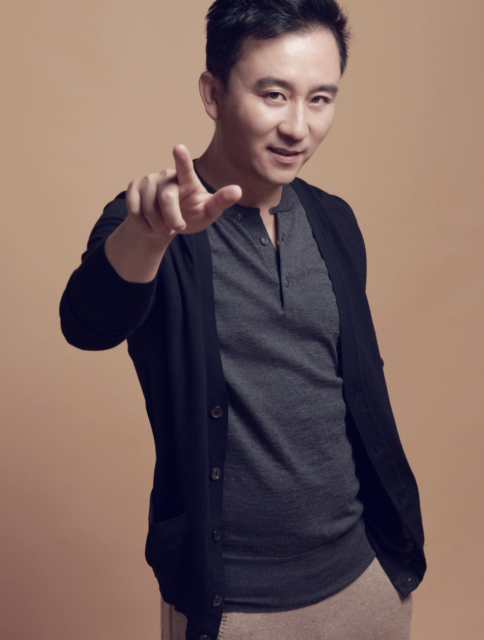 演员赵毅上央视说出家世,耿为华一脸羡慕:很棒!赵毅谈家人集锦-度小视