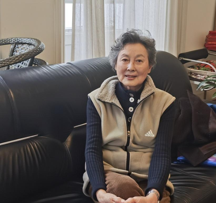 著名演员向梅,与丈夫牵手64年,71岁患脑梗,如今86岁她怎么样了