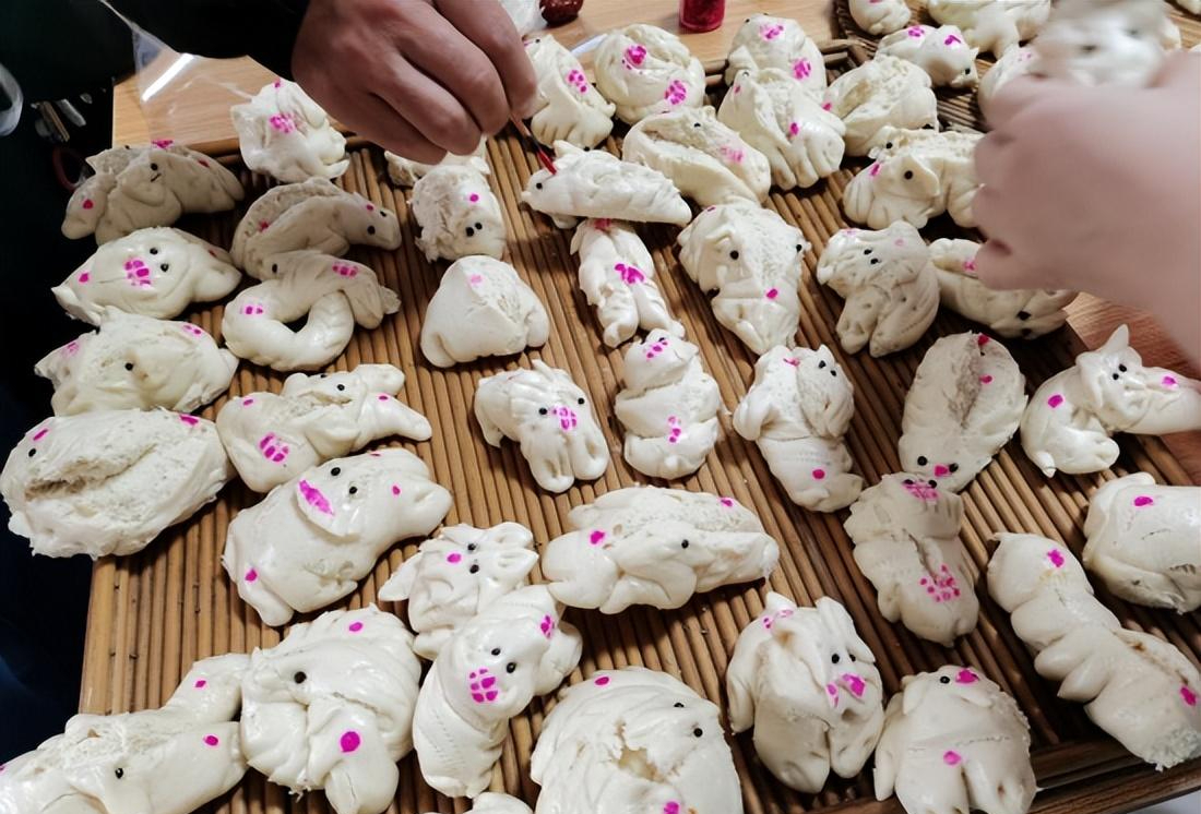 离石:捏面燕迎新燕 清明祈福传民俗