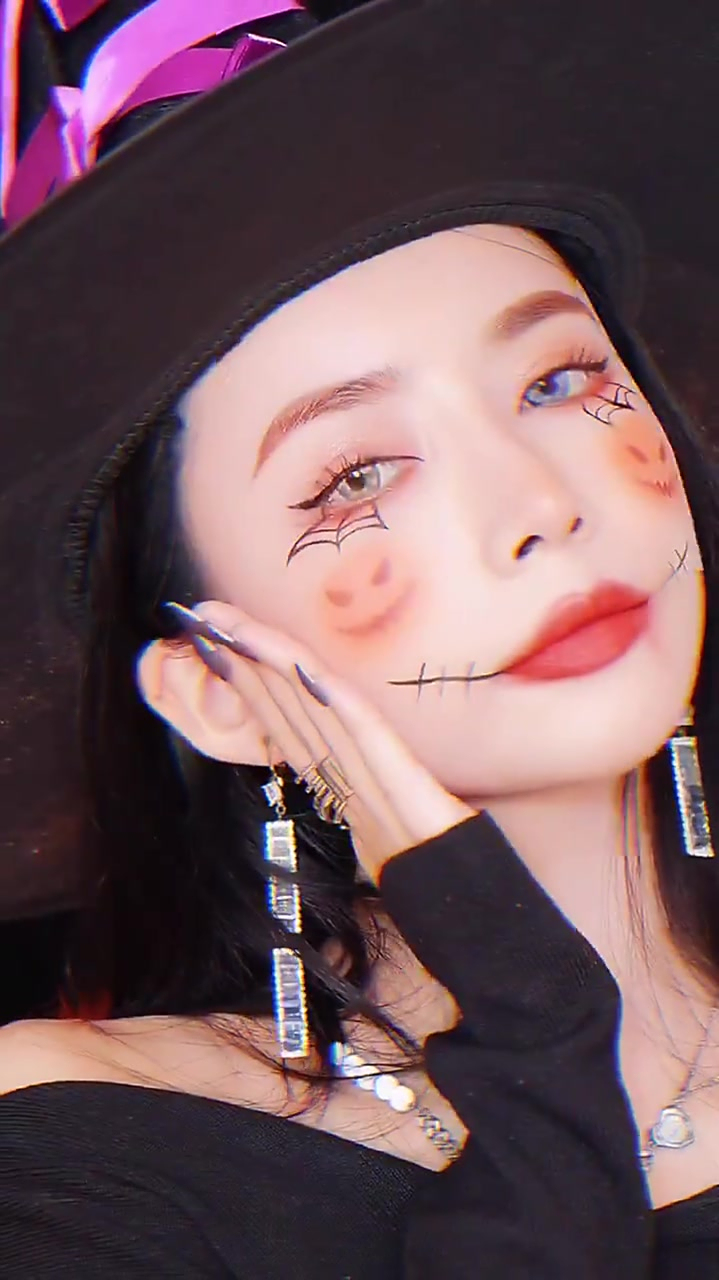 叮咚!女巫妆上线