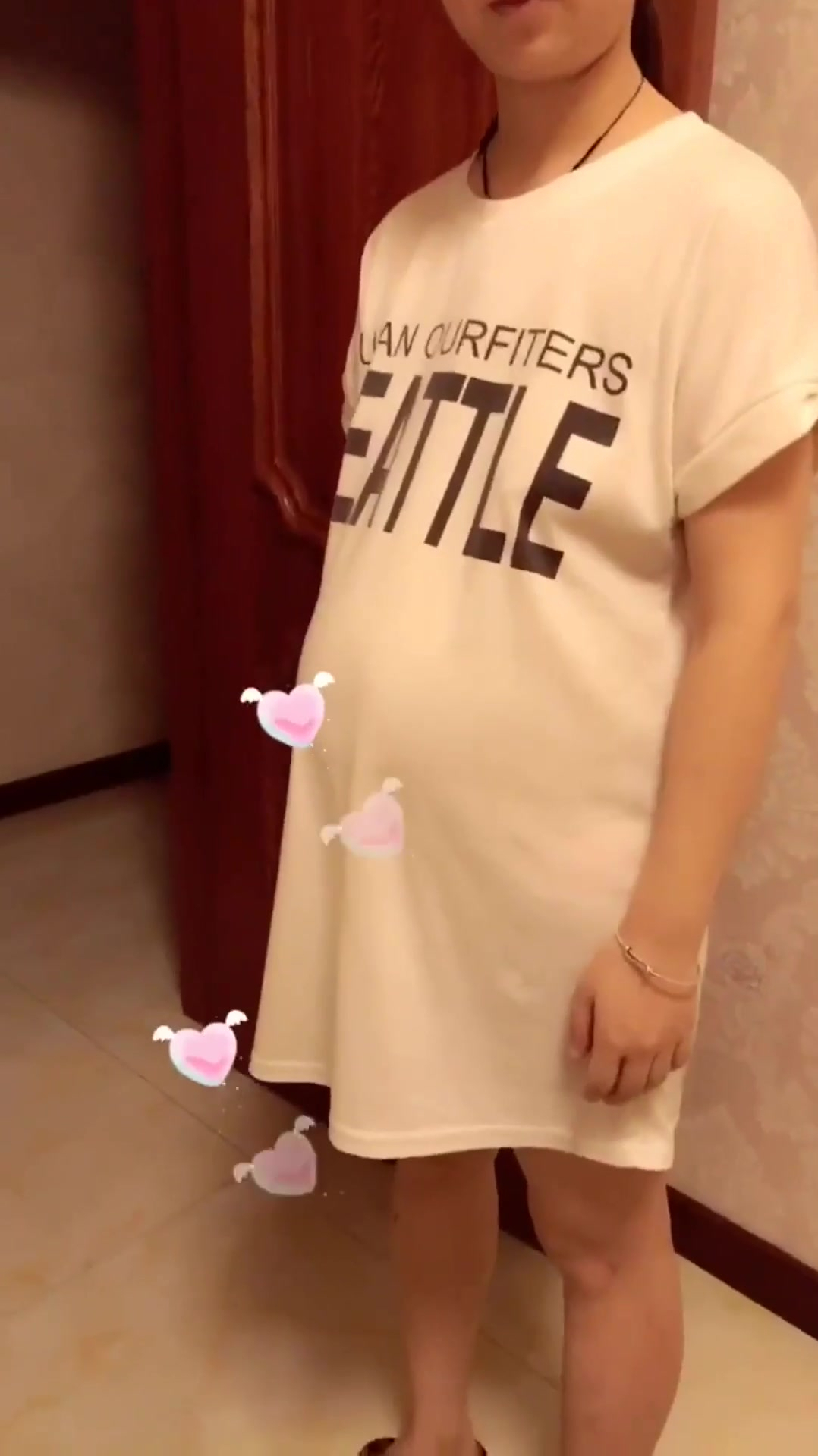 孕6个月的肚子,明明是一个孩子,为什么肚子大得出奇?