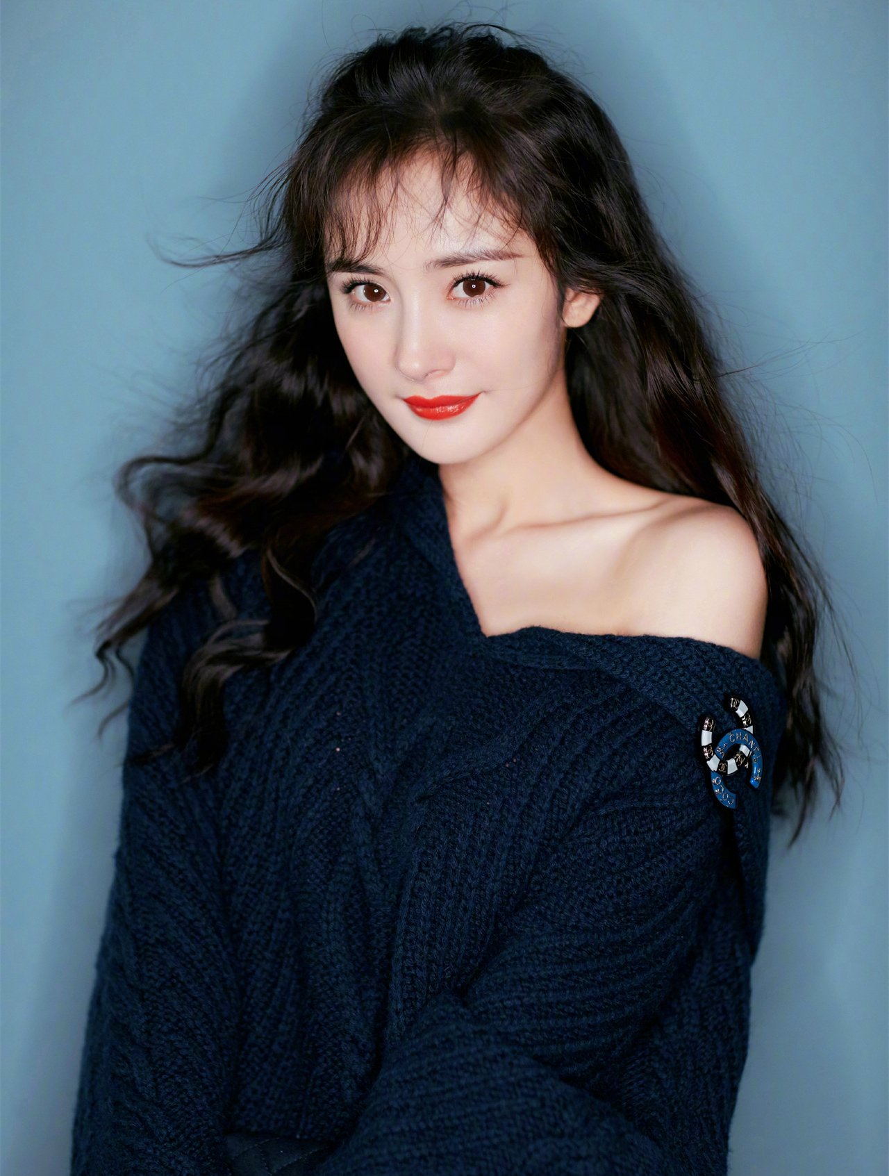 "京城富婆"杨幂:34岁身价50亿,离婚狂甩前夫1亿分手费(1)-度小视