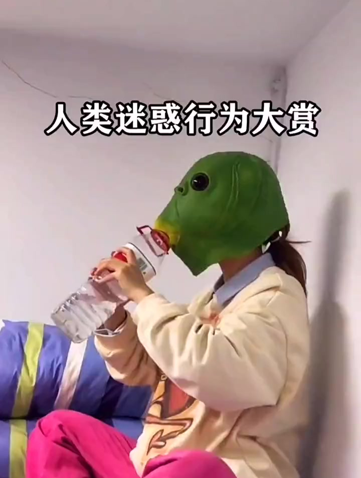 谁能拒绝在看搞笑视频的同时,听一首免费的《阳光宅男》呢-度小视