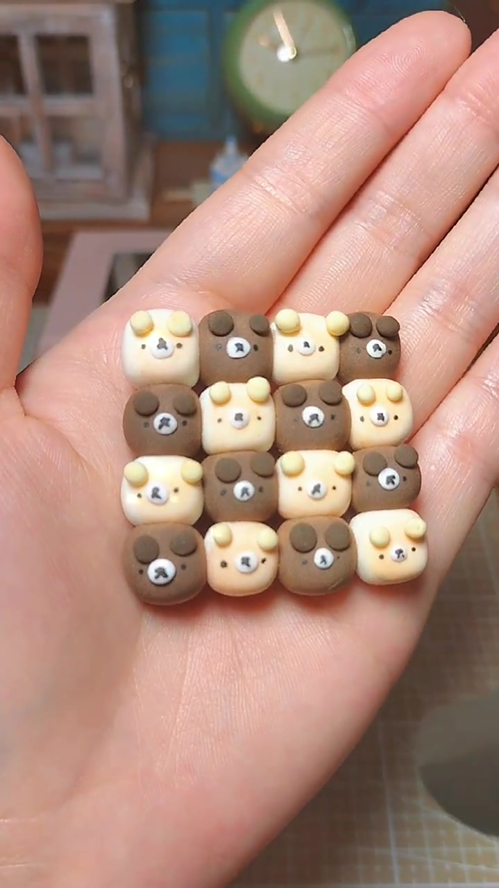 手工制作,粘土小熊挤挤面包粘土摆件教程