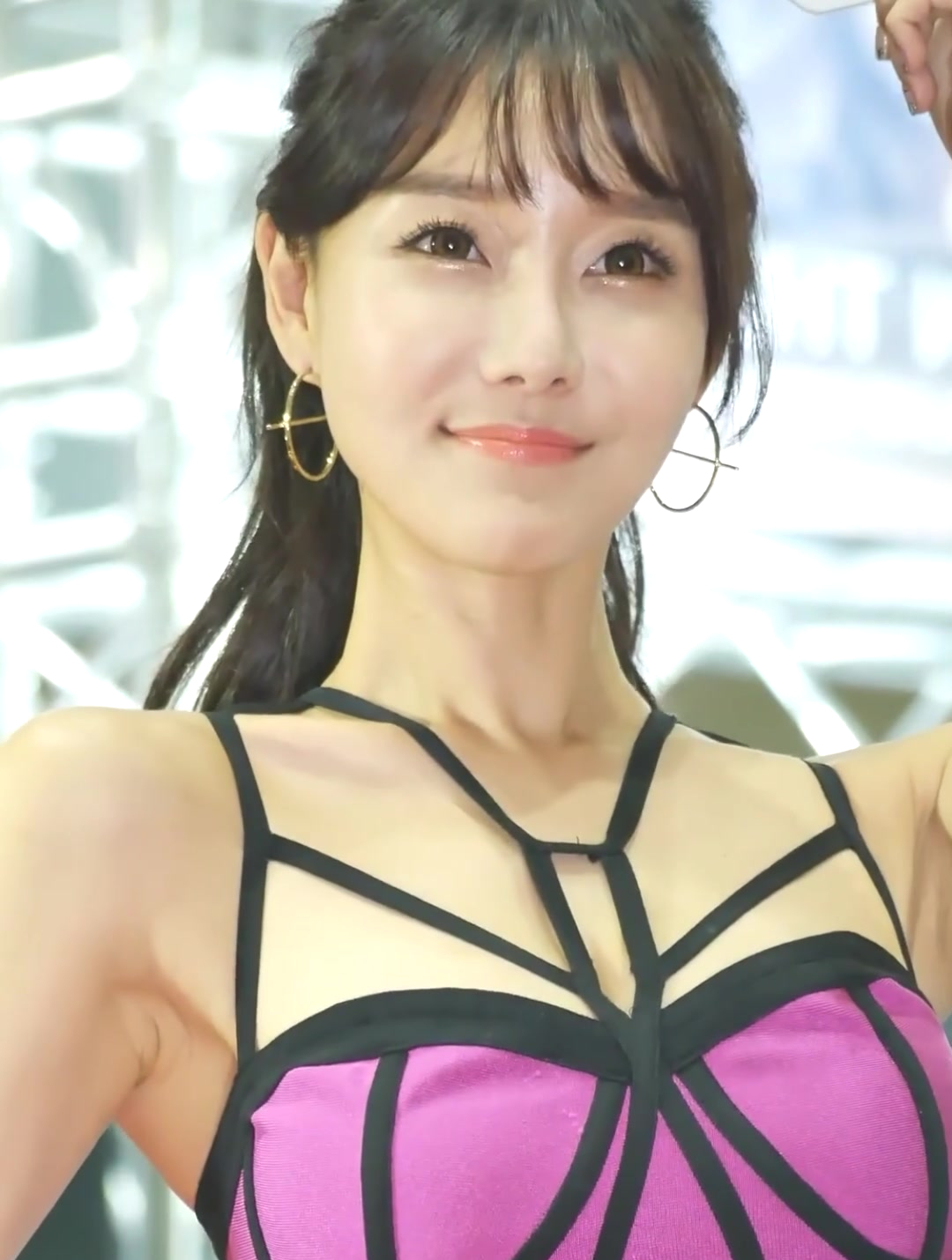 韩国美女崔瑟琪,精彩视频第111弹,精致容颜魔鬼身材,魅力十足