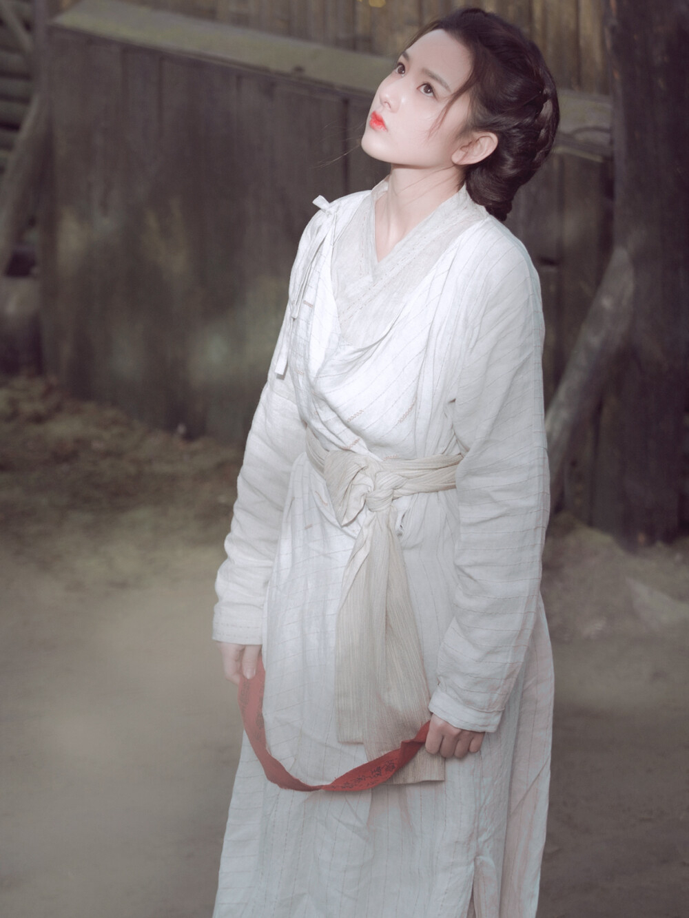 《大奇皇后》宰相府庶女,被当做礼物送给皇帝,一夜之间成为皇后