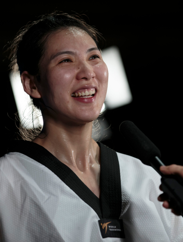 中国的冠军被偷走了!遭跆拳道比赛黑幕,郑姝音四个月后霸气正名