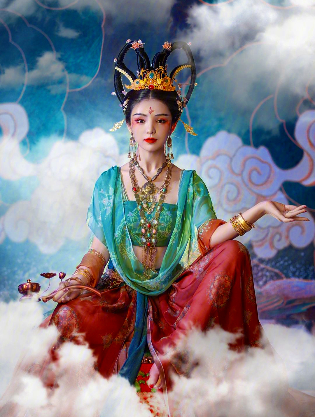 女生扮演敦煌菩萨,场面简直不要太美,看完都不想眨眼睛-度小视