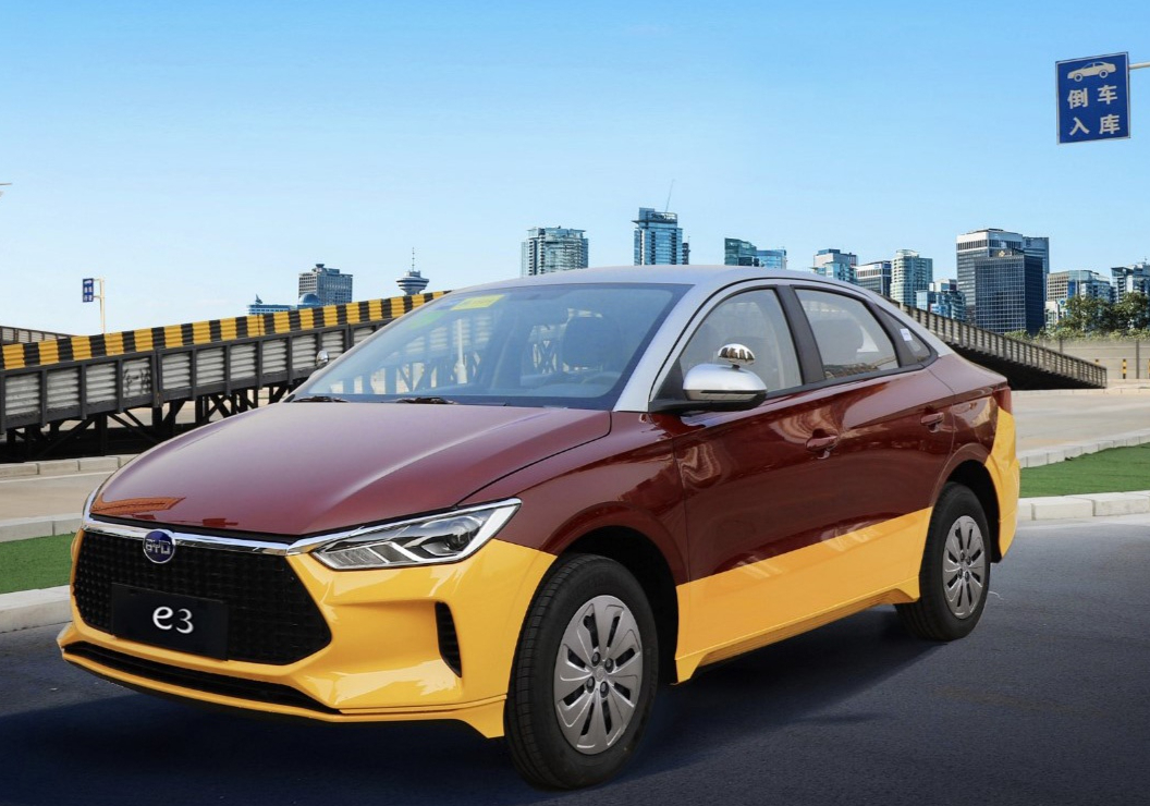 比亚迪e3电动车,手动挡,不过其手动换挡只是模拟手动模式