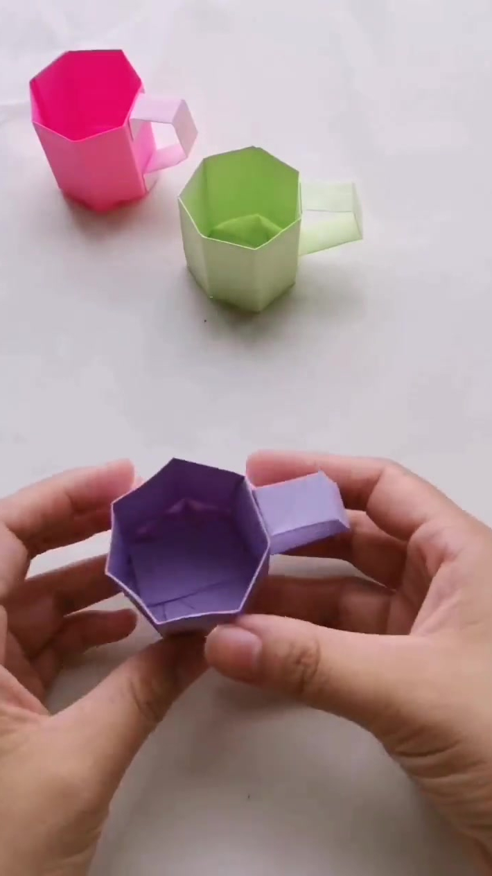 折纸教程2,可爱的小纸杯