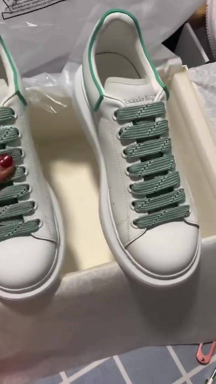 麦昆滴胶绿尾小白鞋