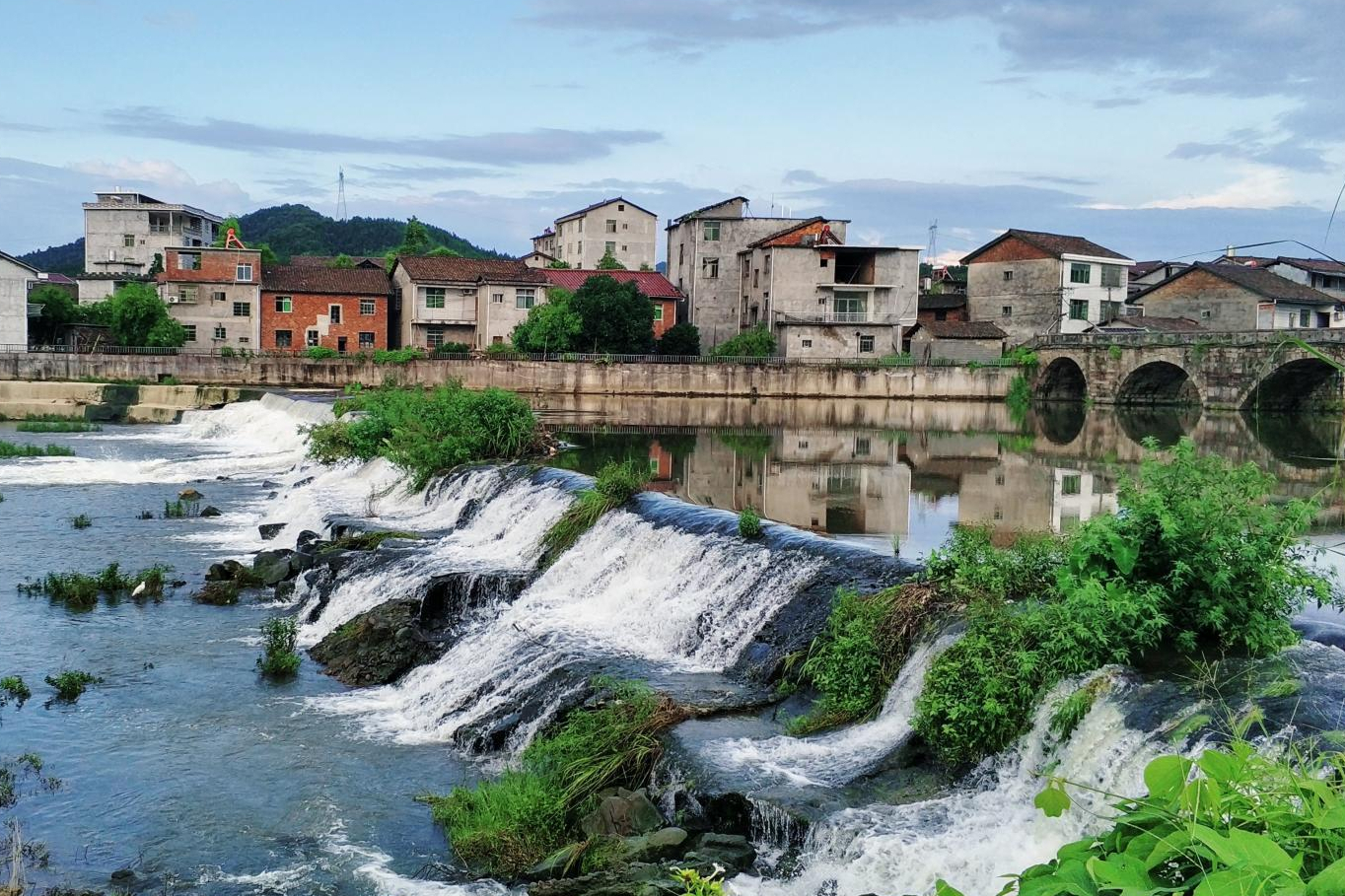 江西棠阴古镇——号称"明清建筑史的缩影"