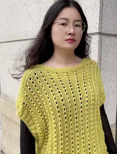 前两天手上织的毛衣完成啦,横向织法镂空衫,超级简单-度小视