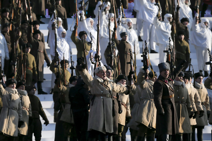 1941年红场阅兵珍贵影像,苏军视死如归奔战场,完成不可能的奇迹